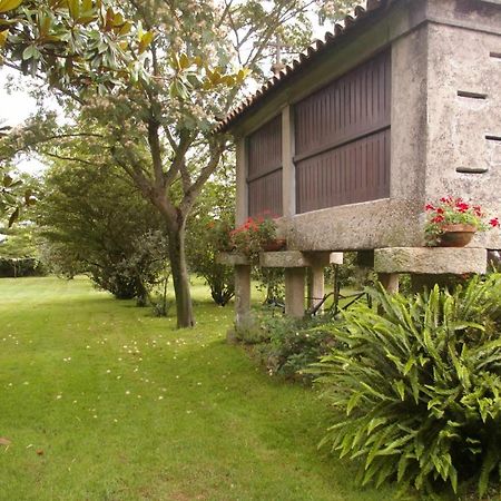 Vivienda Tradicional Con Jardin Y Patio Interior Villa Villanueva De Arosa Exterior foto