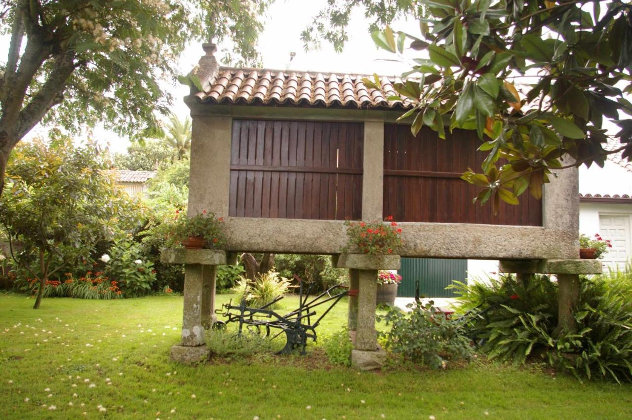 Vivienda Tradicional Con Jardin Y Patio Interior Villa Villanueva De Arosa Exterior foto